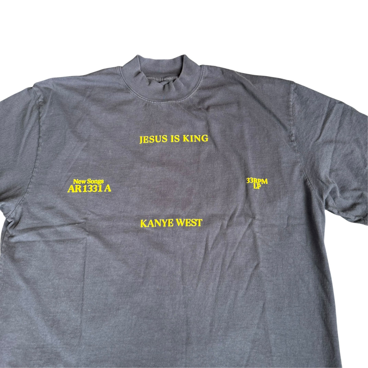 Kanye Ye West Jesus Is King Vinyl II T-Shirt Mens Medium